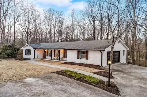 Exterior - 405 Avery Rd, Canton, GA 30115 photo 14 of 19