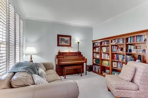 Living - 4050 Lantern Hill Dr, Dacula, GA 30019 photo 2 of 8