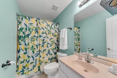 Bath - 4050 Lantern Hill Dr, Dacula, GA 30019 photo 5 of 7