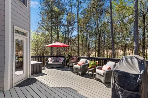 Exterior - 4050 Lantern Hill Dr, Dacula, GA 30019 photo 5 of 11