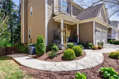 589 Lullingstone Dr SE, Marietta, GA 30067