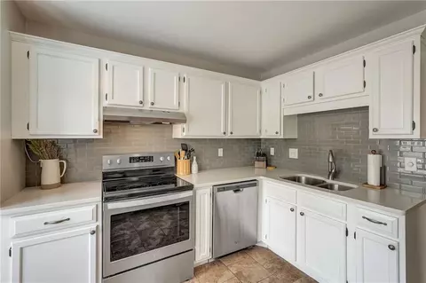 Kitchen - 3696 E Bay St, Duluth, GA 30096 photo 4 of 4