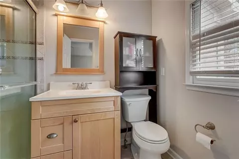 Bath - 3696 E Bay St, Duluth, GA 30096 photo 2 of 5