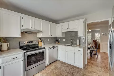 Kitchen - 3696 E Bay St, Duluth, GA 30096 photo 2 of 4