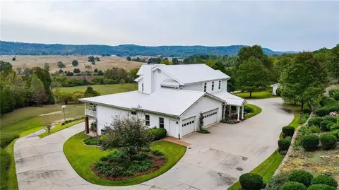 215 Knucklesville Rd, Rydal, GA 30171