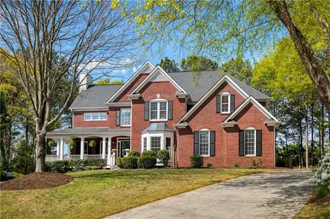 285 Selkirk Ln, Johns Creek, GA 30097