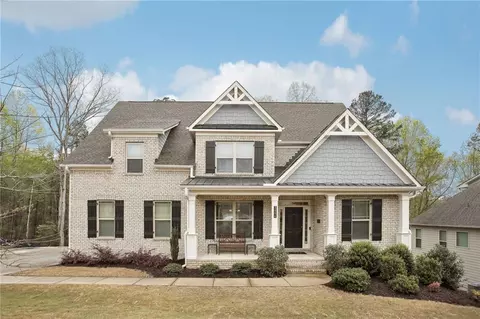 2054 Crosswaters Dr, Dacula, GA 30019