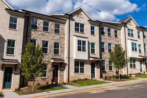 137 Basil St #111, Cumming, GA 30040