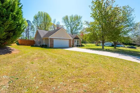 Exterior - 239 Sunlight Cv, Temple, GA 30179 photo 12 of 12