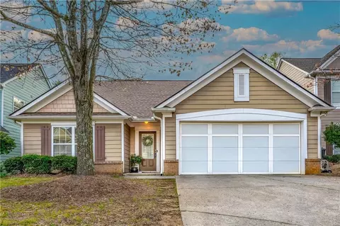 65 Laurelton Cir, Lawrenceville, GA 30044