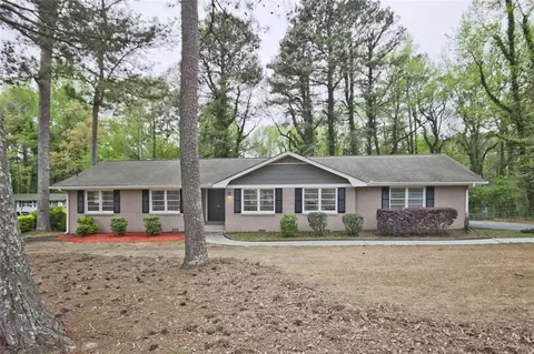 2859 Adella Ct, Snellville, GA 30078