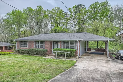 6919 S Cherry Cir, Lithia Springs, GA 30122