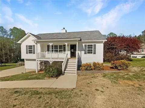 493 Farmington Dr, Temple, GA 30179