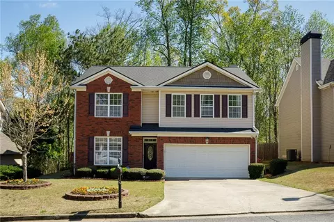 2121 Wildcat Cliffs Ln, Lawrenceville, GA 30043