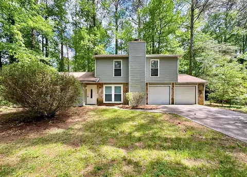 5298 Miller Rd SW, Lilburn, GA 30047