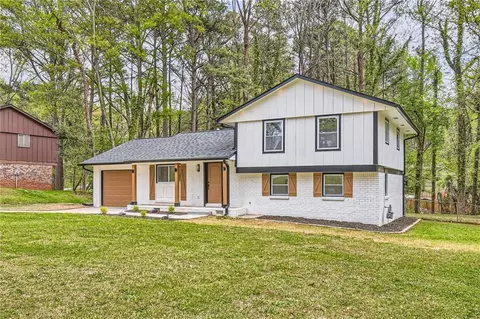 4641 Birch Ridge Trl, Stone Mountain, GA 30083