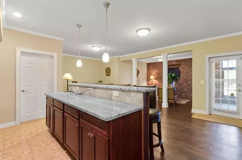Bath - 4055 Greenside Ct, Dacula, GA 30019 photo 8 of 9