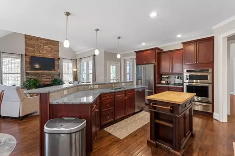 Kitchen - 4055 Greenside Ct, Dacula, GA 30019 photo 1 of 7