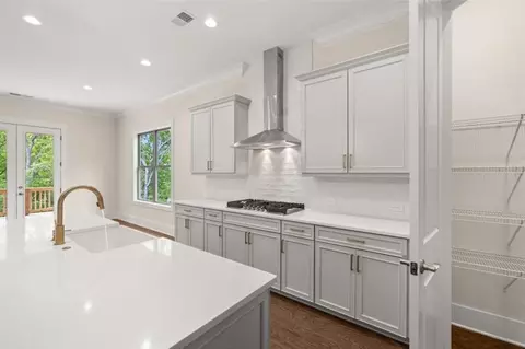 Kitchen - 113 Summit View Ct, Canton, GA 30114 photo 7 of 10