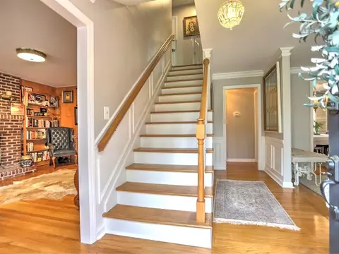 Entry Way - 1890 Gainsborough Dr, Chamblee, GA 30341 photo 1 of 2