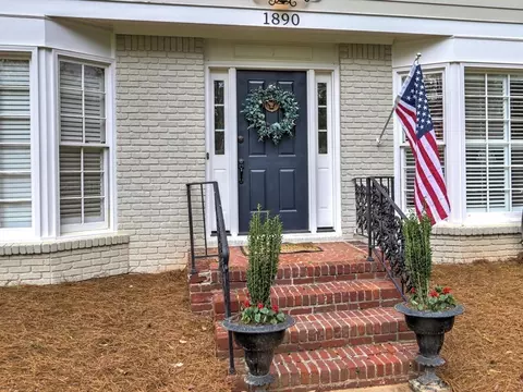 Exterior - 1890 Gainsborough Dr, Chamblee, GA 30341 photo 4 of 17