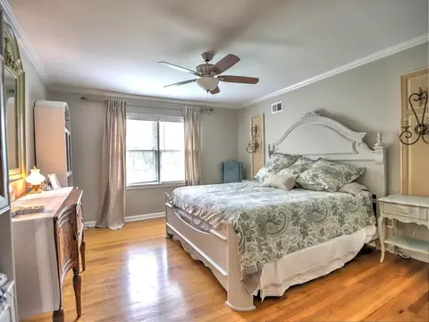 Bedroom - 1890 Gainsborough Dr, Chamblee, GA 30341 photo 2 of 4