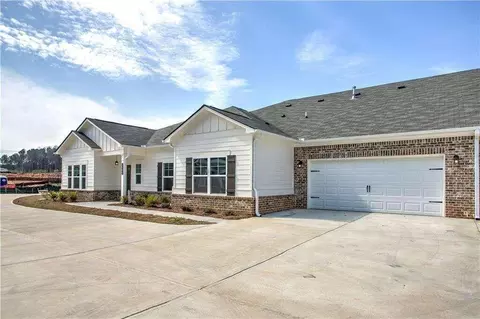 3922 Shelleydale Dr, Powder Springs, GA 30127