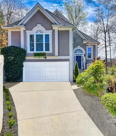 2235 Lenox Walk NE, Atlanta, GA 30319