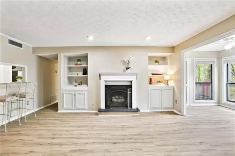 507 Dunbar Dr, Dunwoody, GA 30338