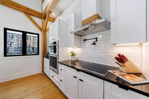 Kitchen - 14389 Cogburn Rd, Milton, GA 30004 photo 6 of 10