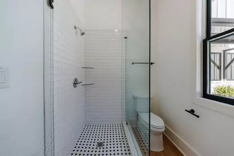 Bath - 14389 Cogburn Rd, Milton, GA 30004 photo 11 of 11