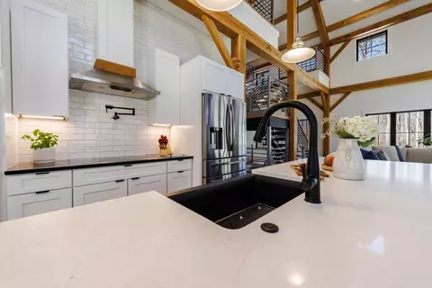 Kitchen - 14389 Cogburn Rd, Milton, GA 30004 photo 7 of 10
