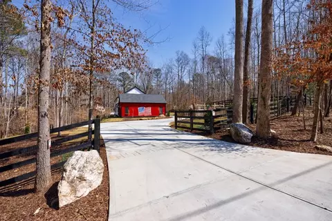 View/Area - 14389 Cogburn Rd, Milton, GA 30004 photo 2 of 6