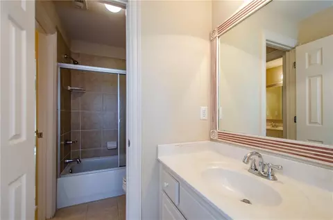 Bath - 2941 Willowstone Dr, Duluth, GA 30096 photo 5 of 5