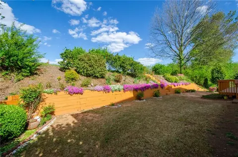 Exterior - 2941 Willowstone Dr, Duluth, GA 30096 photo 8 of 11