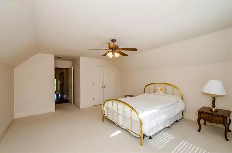 Bedroom - 2941 Willowstone Dr, Duluth, GA 30096 photo 8 of 10