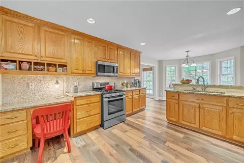 Kitchen - 115 Down Under Dr, Jasper, GA 30143 photo 3 of 4