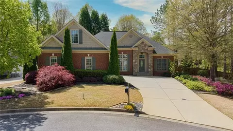 95 Kestrel Ct NW, Kennesaw, GA 30144