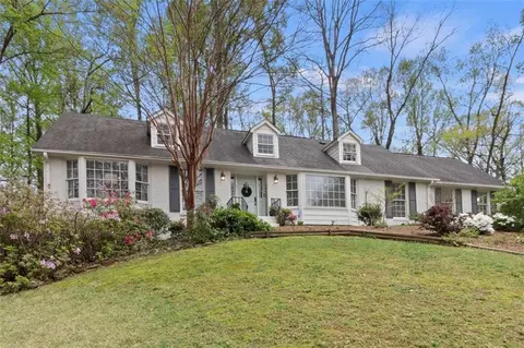 2581 Midvale Forest Dr, Tucker, GA 30084