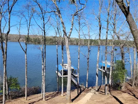2734 Northlake Rd, Gainesville, GA 30506