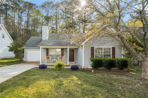 Exterior - 6764 Biscayne Blvd, Rex, GA 30273 photo 1 of 7