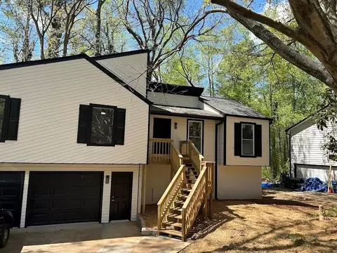 5080 Woodland Dr NW, Kennesaw, GA 30152