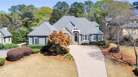 22 Heatherleigh Ct, Marietta, GA 30068