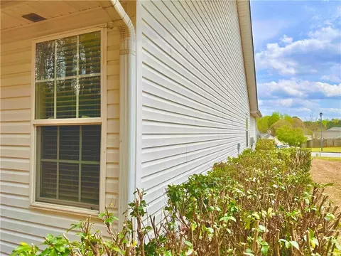 Exterior - 2875 Fort Apachee Trl, Dacula, GA 30019 photo 11 of 13