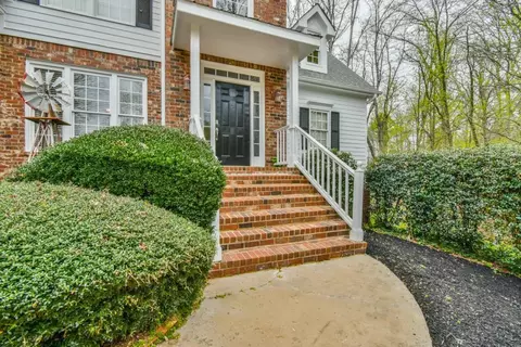 6565 Pond View Ct, Clermont, GA 30527 photo 2
