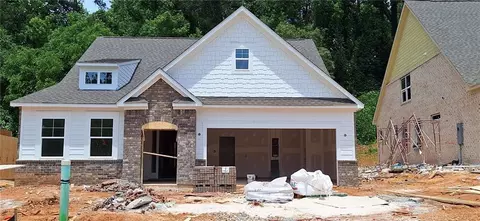 6988 Manchester Dr, Flowery Branch, GA 30542