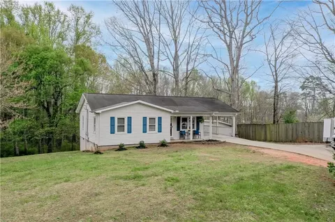 Exterior - 305 Garrison Rd, Cornelia, GA 30531 photo 5 of 13