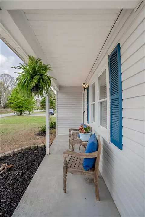 Exterior - 305 Garrison Rd, Cornelia, GA 30531 photo 12 of 13