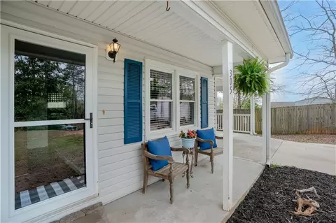 Exterior - 305 Garrison Rd, Cornelia, GA 30531 photo 11 of 13