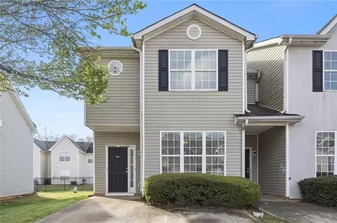 2262 Nicole Dr, Hampton, GA 30228 photo 1